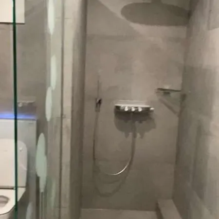 4 Modernly Built شقة شباير